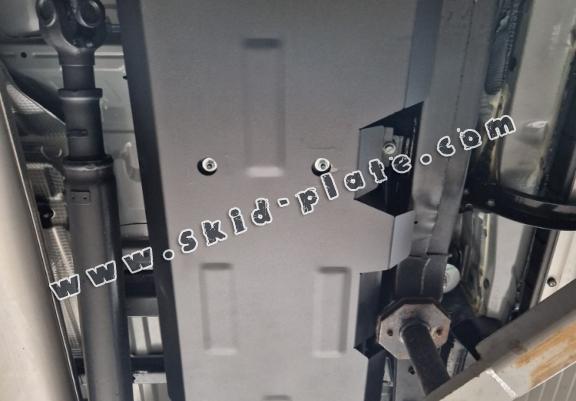 Steel fuel tank skid plate for Evo Cross 4