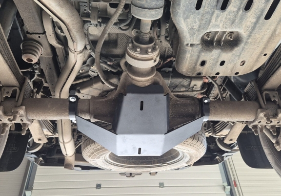 Steel differential skid plate for Ford Ranger