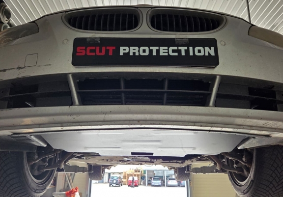 Steel skid plate for BMW Seria 5 E60/E61 standard front bumper