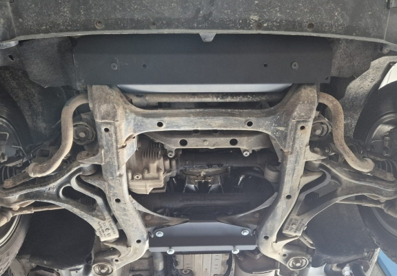 Steel skid plate for Volkswagen Touareg 7L