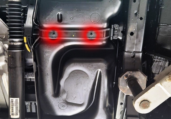 Steel fuel tank skid plate  for Toyota Hilux