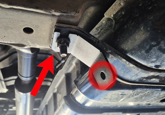 Steel fuel tank skid plate  for Ssangyong Musso Grand